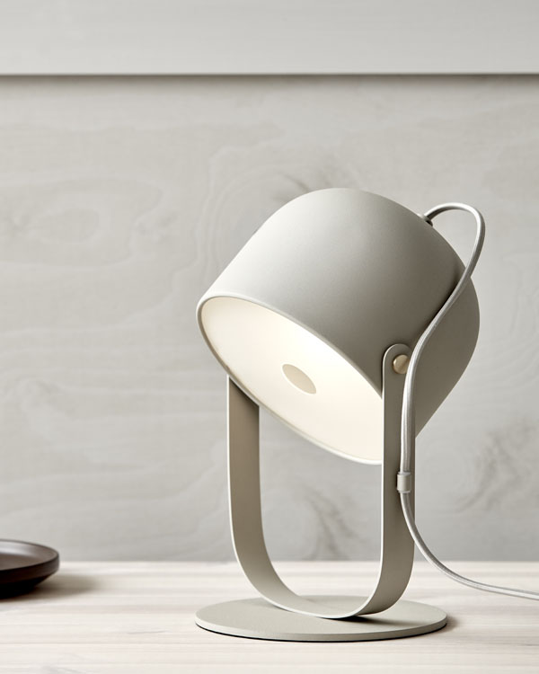 Care of Bankeryd Svejk Bordslampa 18 Beige/mässing