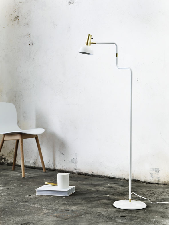 Care of Bankeryd Golvlampa Ray Vit/Mässing