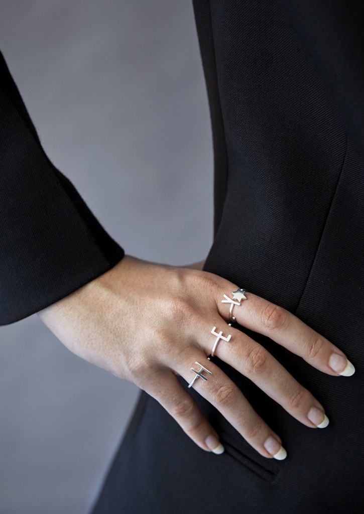 Design Letters Ring A-Z Silver