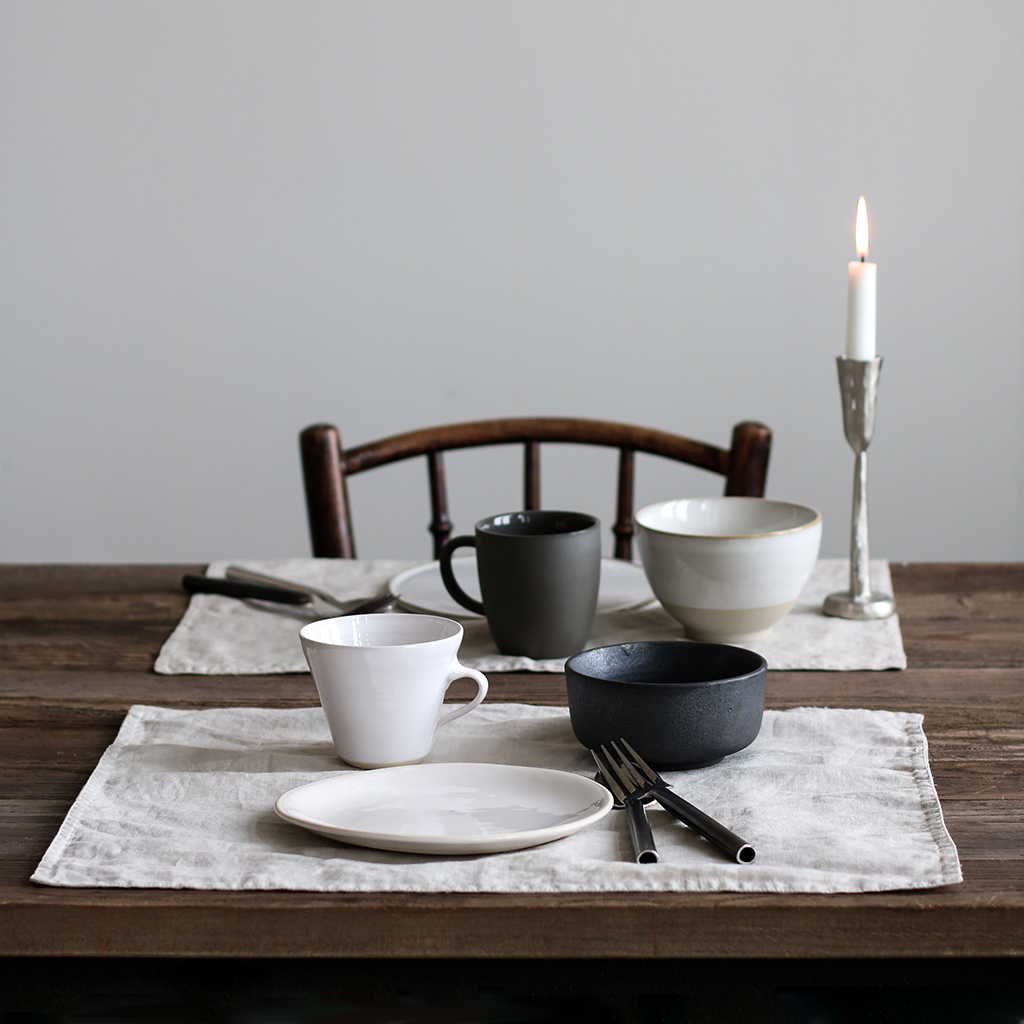 Tell Me More Bordstablett Linne Carbon