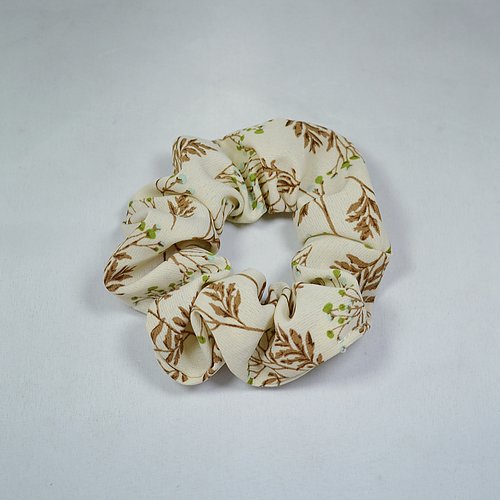 Scrunchie - flowers - beige