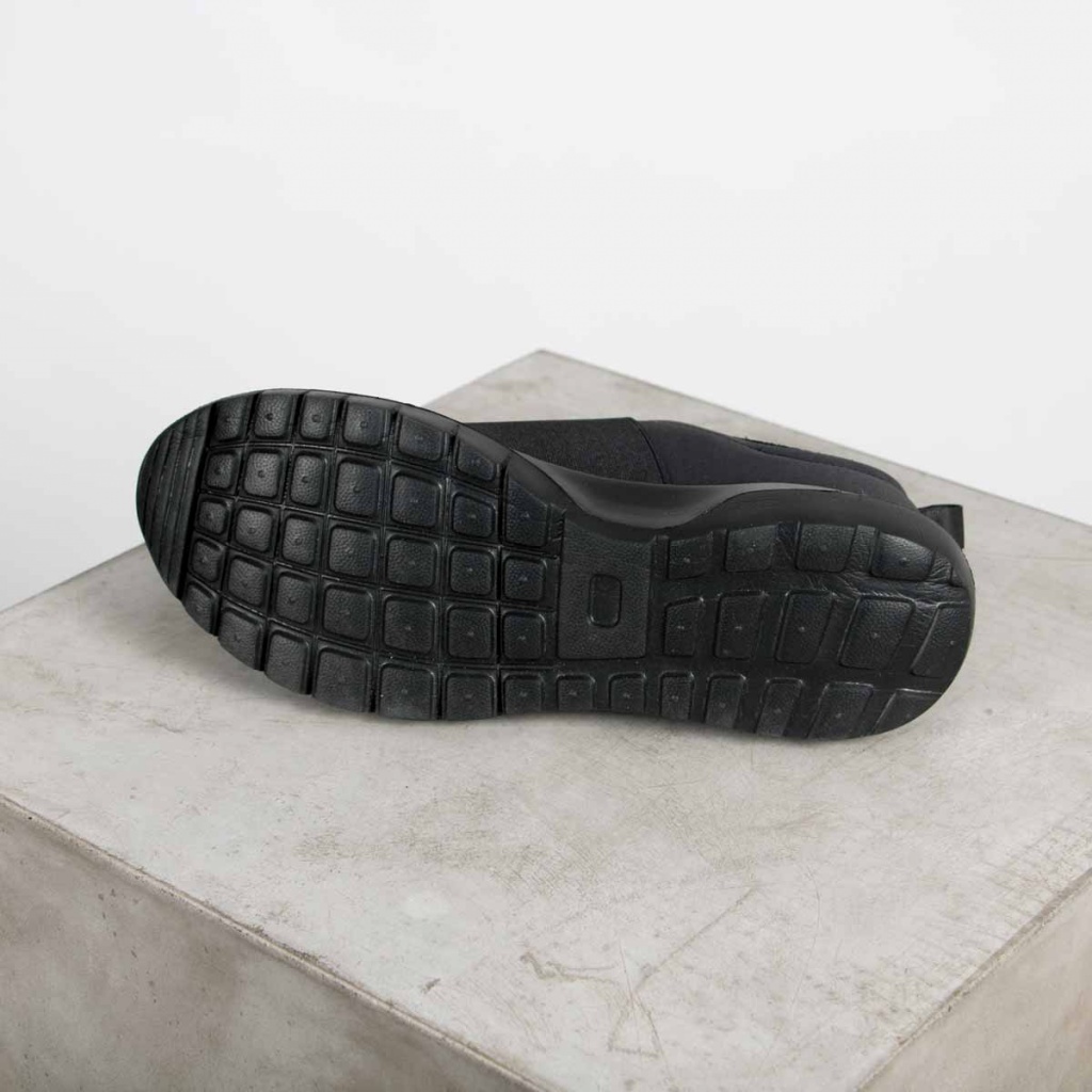 Boston Sneaker - Black