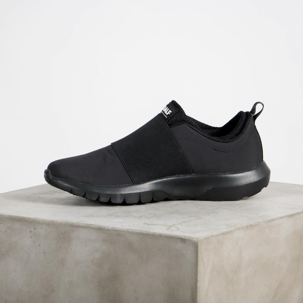 Boston Sneaker - Black