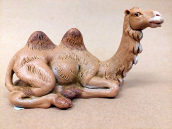 Kamel liggande 12 cm